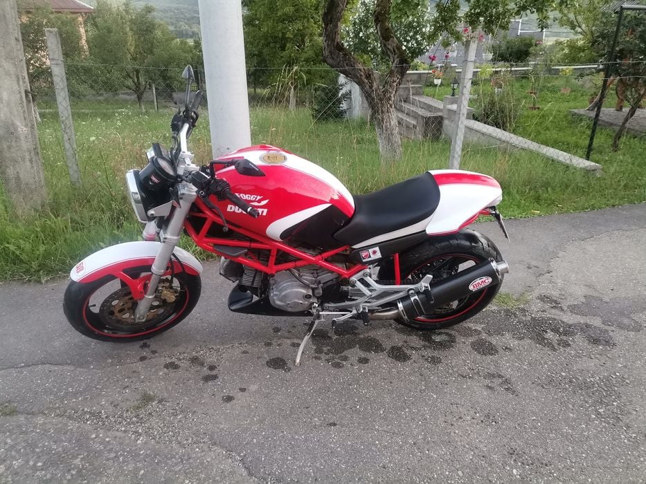 Ducati monster 600