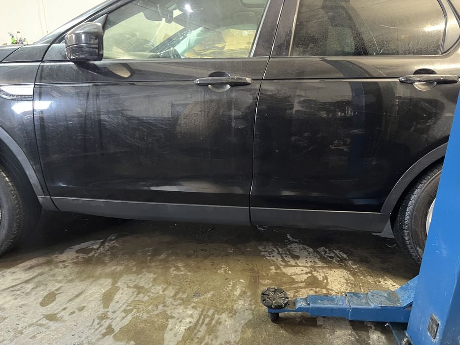 prag stanga tabla land rover discovery 2.0 motorina 2016