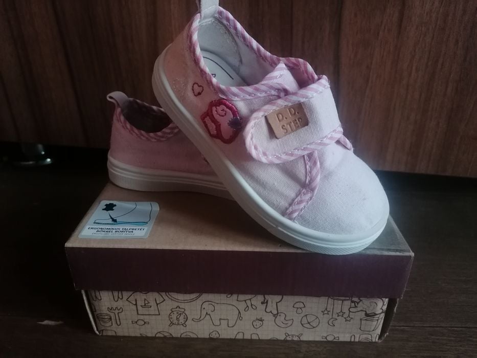 Tenisi D. D.step mar. 22