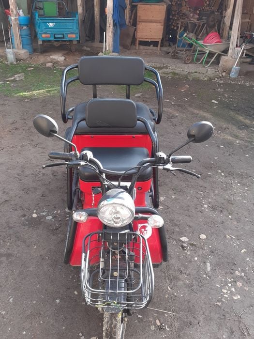 Tricicleta cu 3 roti electrica  mai are garanție 1 an