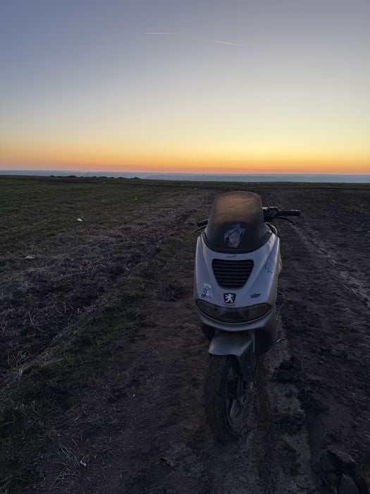 Vand scuter puegeot elyseo