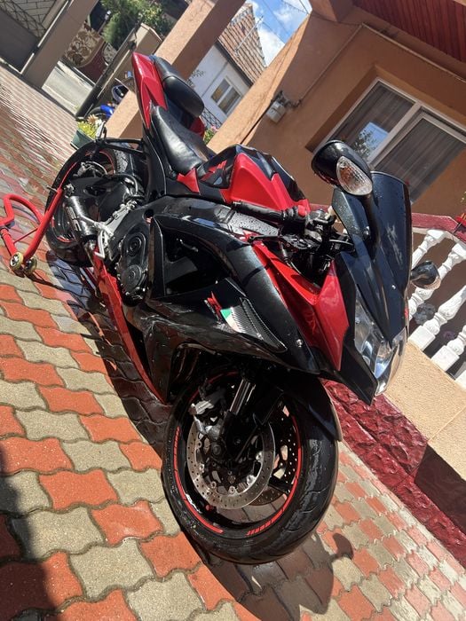 Suzuki gsxr L1 750 yamaha , bmw , aprilia,honda , ducati