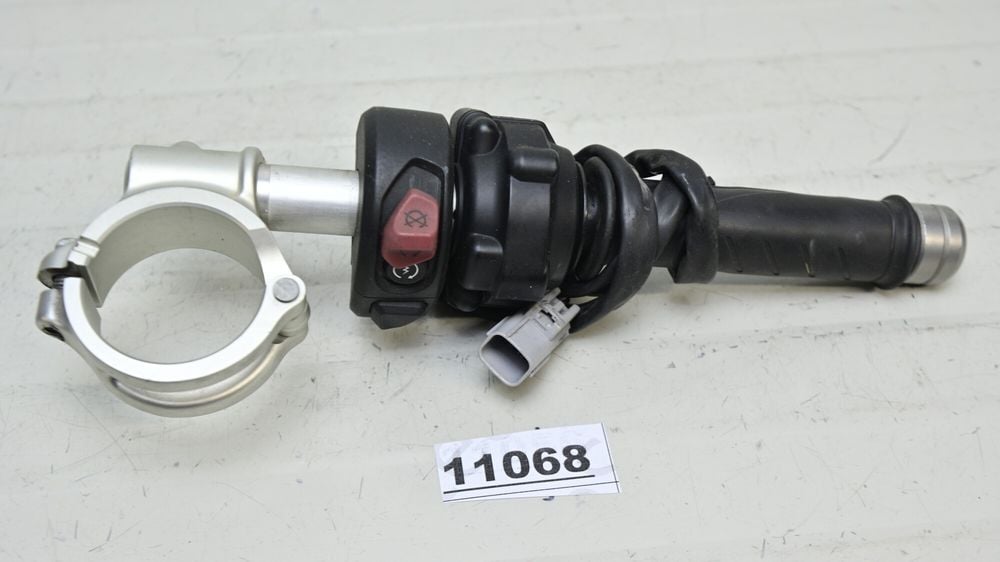 Semighidon Dreapta Cu Maneta Acceleratie Si Bloc Comenzi Ducati