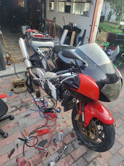 Aprilia rsv 1000 2001