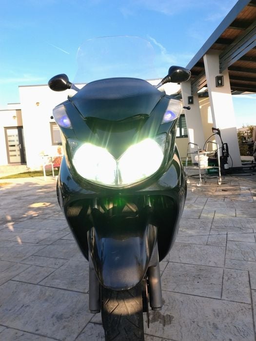 Vând scuter Yamaha Majesty 400 Touring