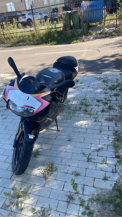 Aprilia rs 50 cc schimb si cu atv