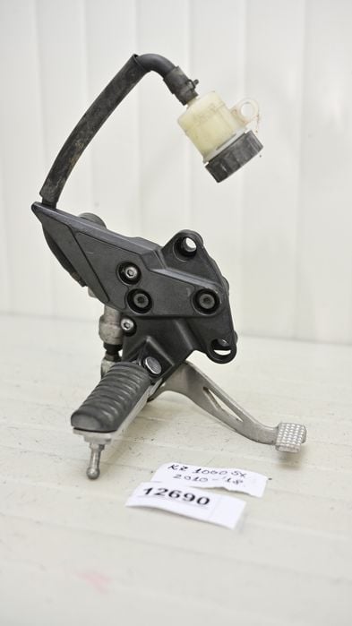 Suport Scarita Pompa Frana Cu Pedala Spate Kawasaki Z1000SX 2010 -