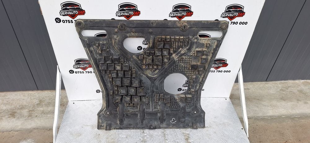 scut motor plastic jeep grand cherokee 3 (2005-2010) 3.0 motorina 2007