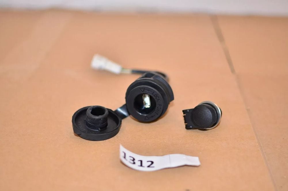 OEM USB & 12V PLUG Ducati Multistrada1200 Enduro 2016 2017