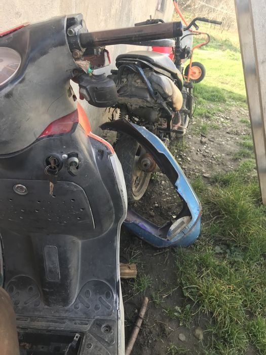 Vand kymco defect  300 RON pret negociabil