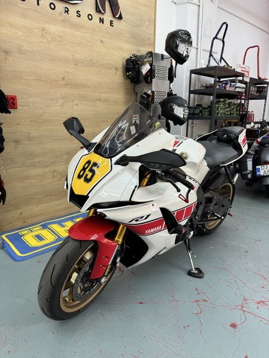 YAMAHA R1 2023 60 th anniversary