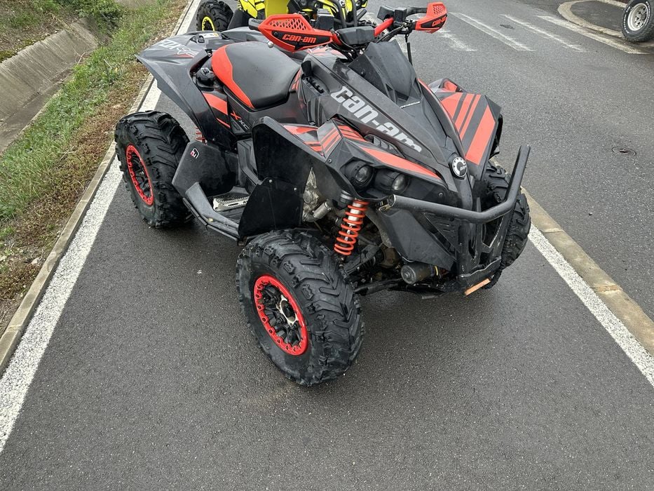 Atv can am renegade 1000r