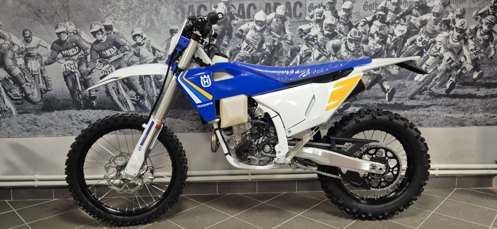 2025 Husqvarna FE 250 Heritage