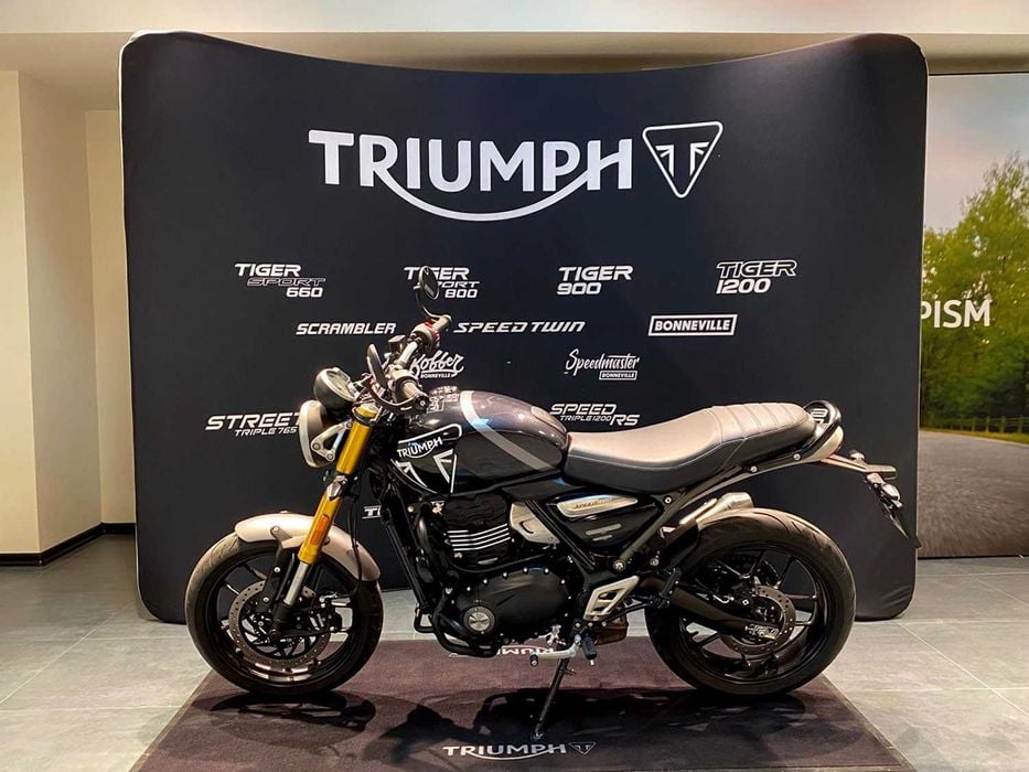 Motocicleta Triumph Speed 400 2025 Second | Rate | Leasing