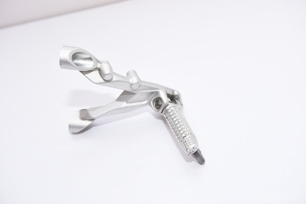 Scarita pentru picior stânga față BMW S1000RR 2019-2024 8568715