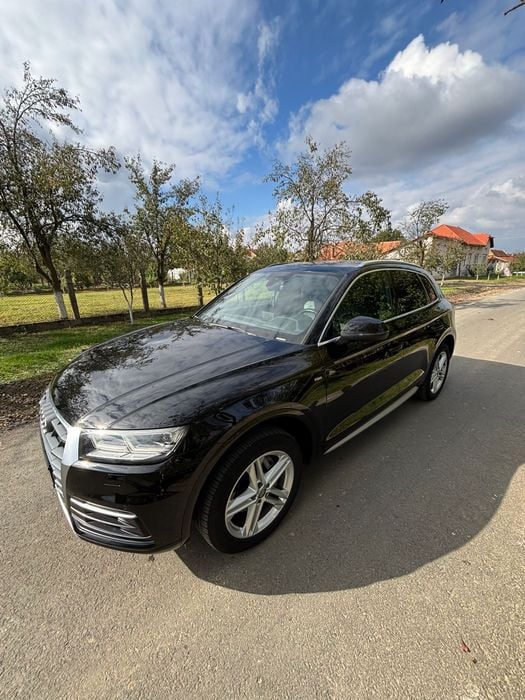 Audi Q5 S-lin 2019 motor 2.0D 190cp impecabila rate fixe tbi bank