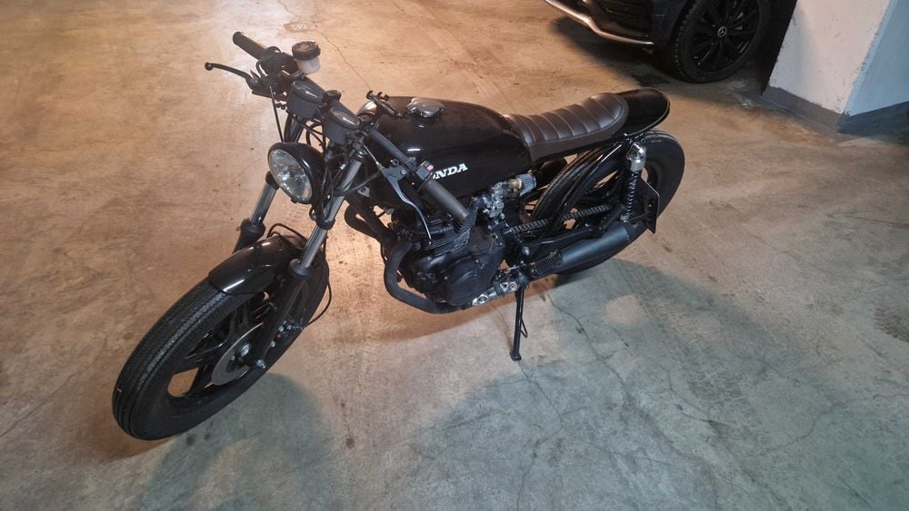 Honda CB400N cafe racer 1980