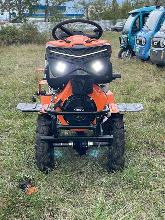 Mini tractoras Detoolz