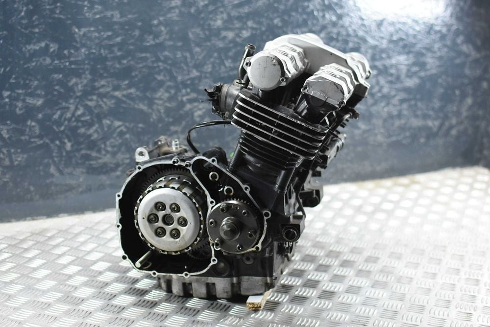 Motor complet  Yamaha FZ 600 Fazer 2002-2004 CARBURATIE