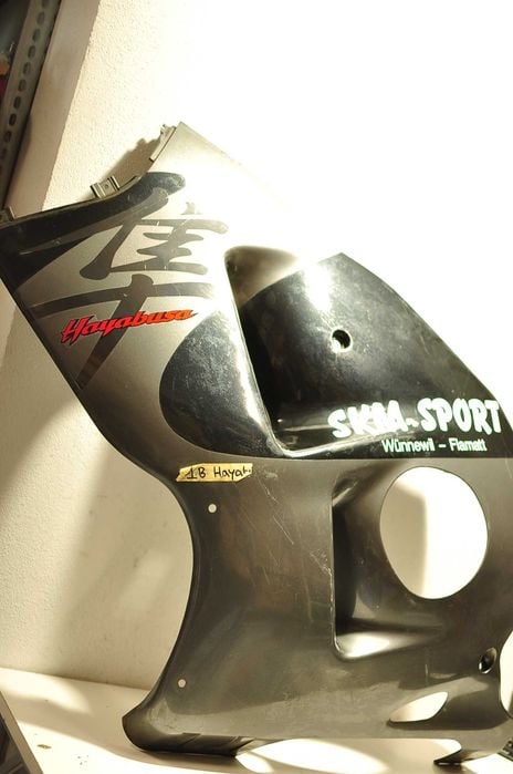 Carene scarite parbriz Suzuki GSXR13000 Hayabusa prima generatie