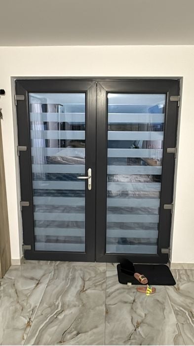 Usi si ferestre termopan