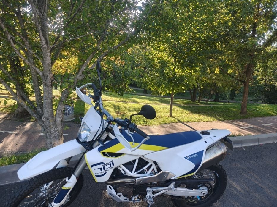 Husqvarna 701 enduro