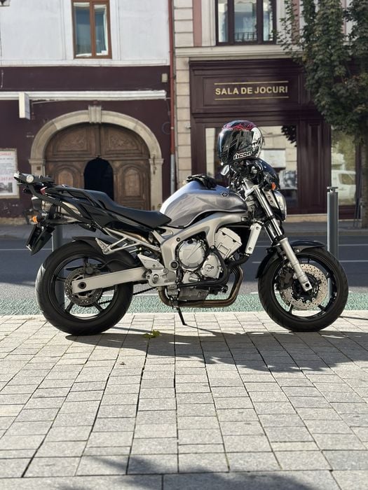 Vand Yamaha fz6 naked
