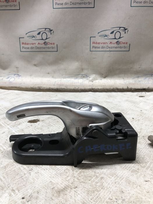 Maner interior dreapta fata Jeep Cherokee 2.2 Motorina 2016