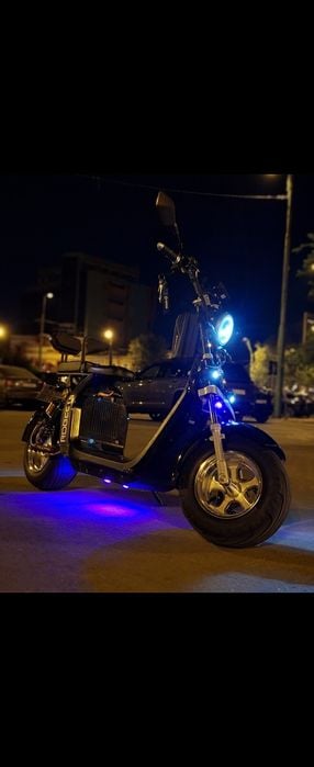 Vand scuter electric fara permis