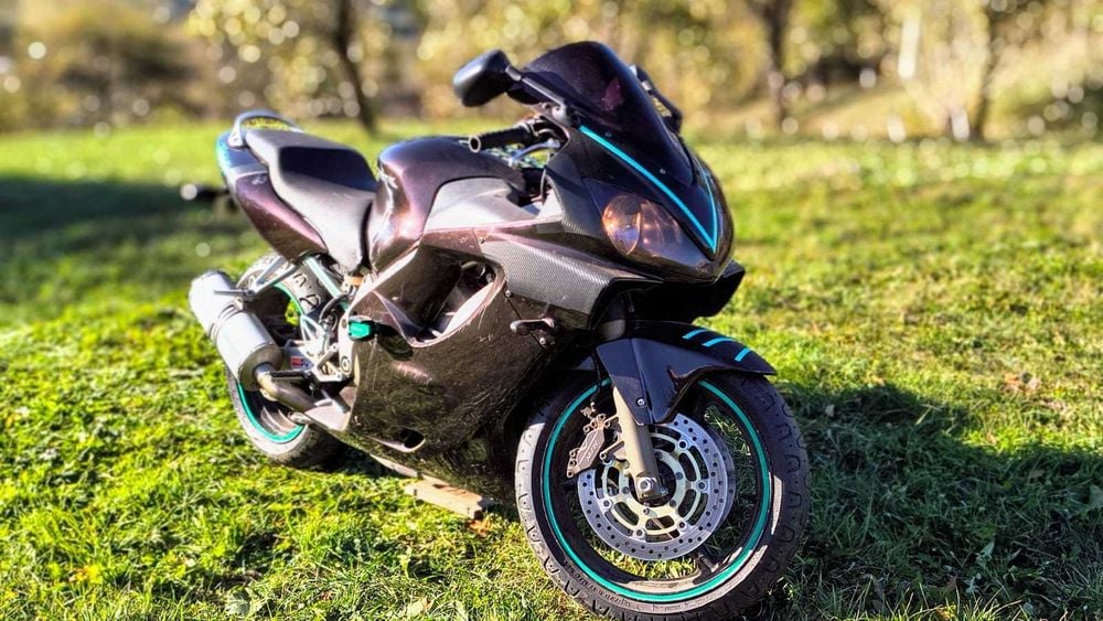 Vand Honda CBR F4i injectie