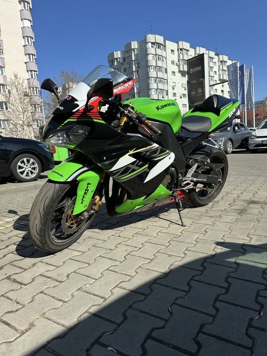 Motocicleta kawasaki zx-10r