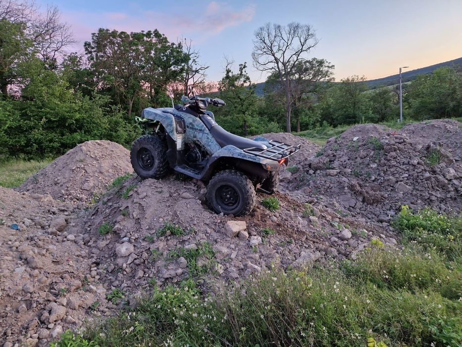 Atv kawasaki brute force 750  .accept si unde variante cu carosata