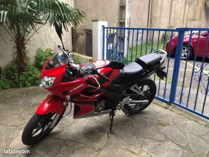 Honda CBR 125 2005
