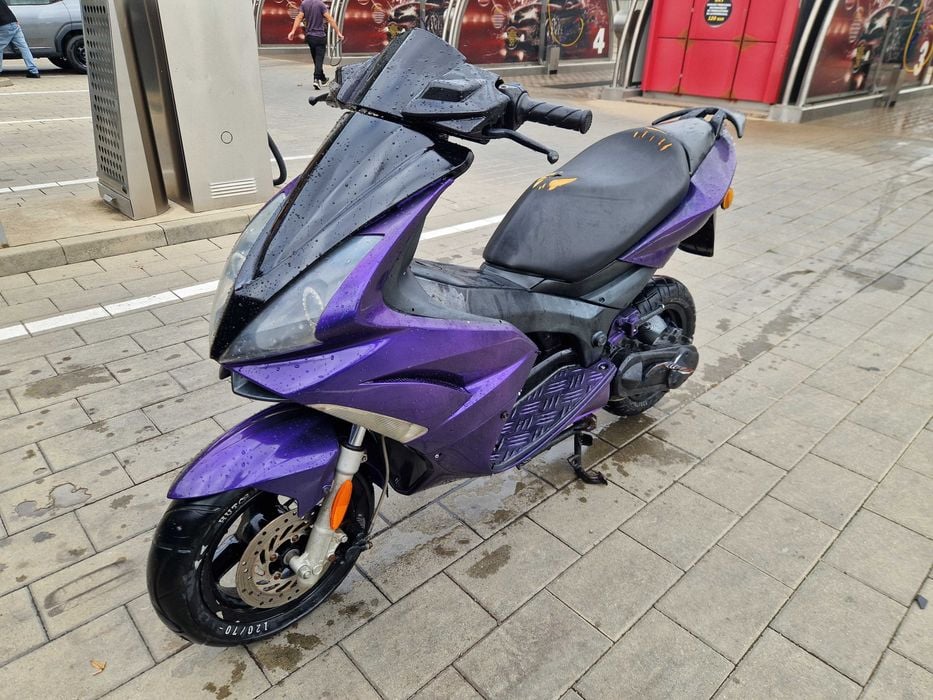 Scuter Pegeout jet force 49 ASTĂZI!!!