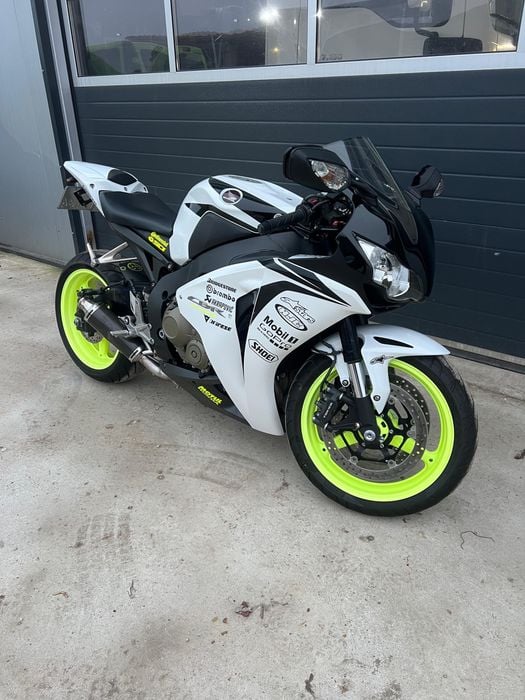 Honda Cbr 1000RR Fireblade Sc59