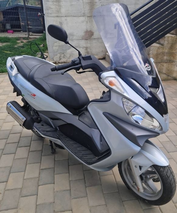 Scuter Malaguti Madison III  250 – An 2010 – Doar 753 km