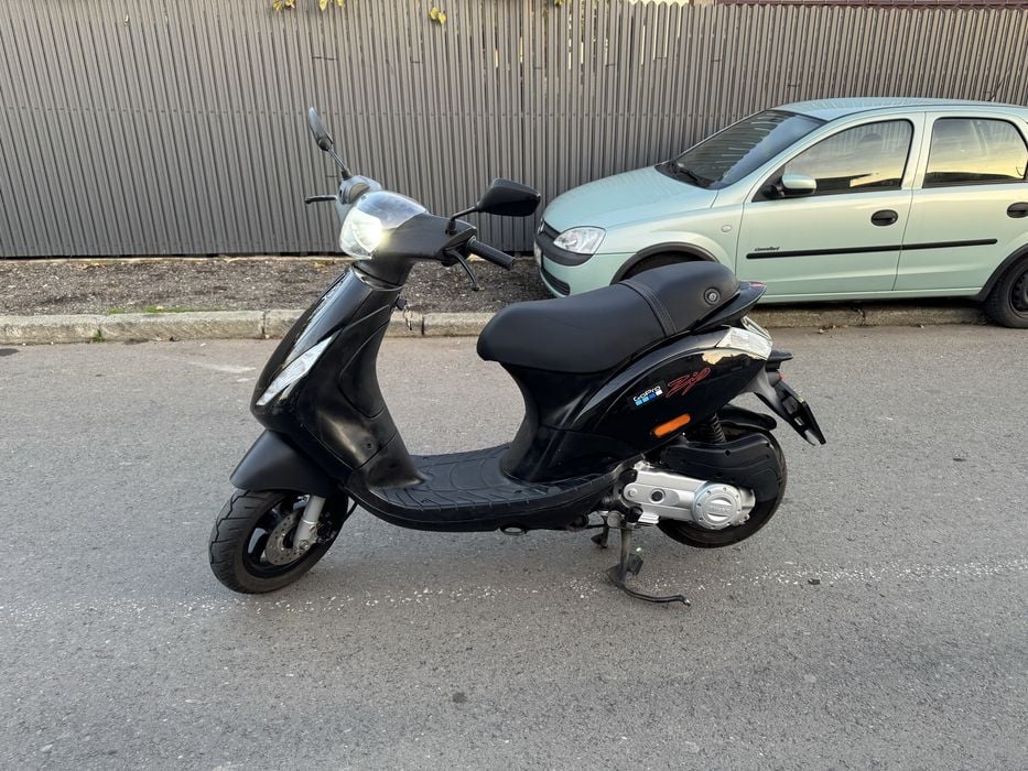 Scuter Piaggio Zip 49 cc 4 timpi injectie 2022