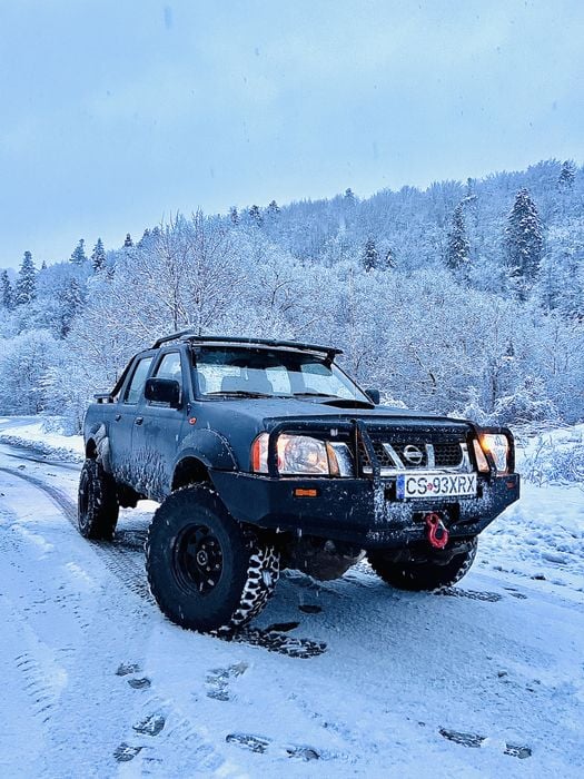 Nissan Navara D22 2009 ( nu hilux , l200 , ranger )