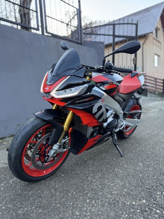 OCAZIE - Aprilia Tuono V4 1100 Factory