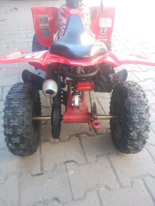 Vând ATV copii aproape nou