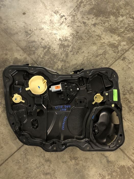 Macara geam stanga fata  Jeep Cherokee 2.2 Motorina 2016