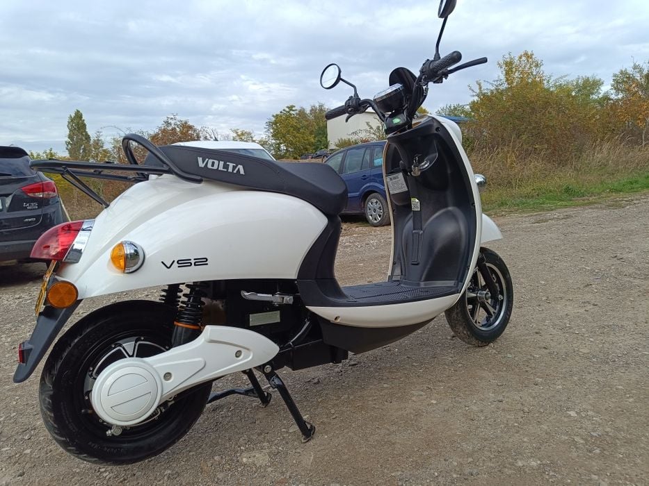 Vând motoscuter electric Volta 2000w