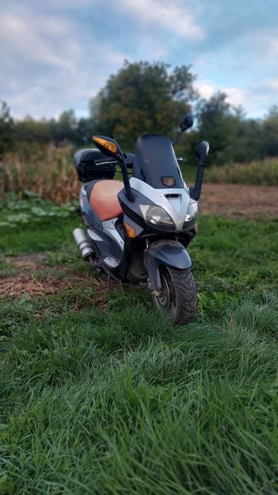 Vand scuter !!DEFECT!! (citiți descrierea)