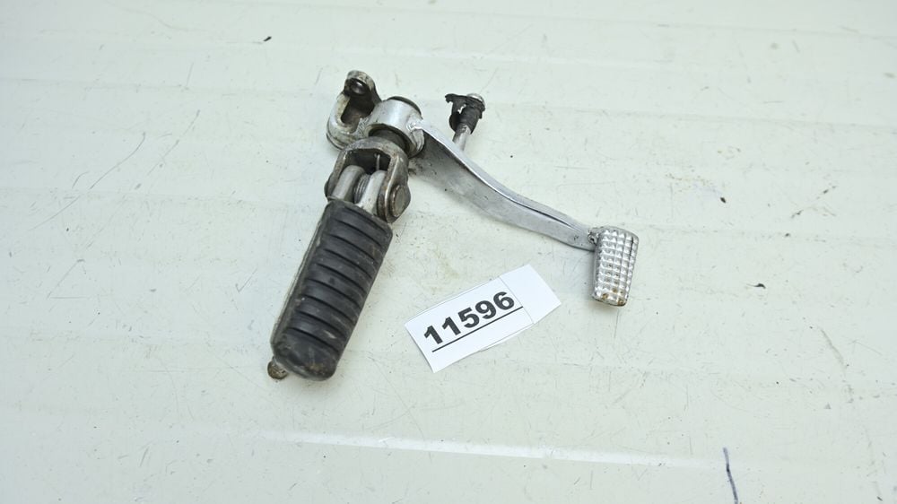 Pedala Frana Cu Scarita Fata Dreapta Kawasaki Z750 2004 - 2006