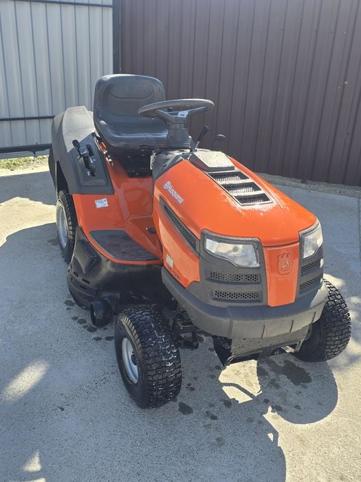 Tractoras Husqvarna TC 138 an 2020