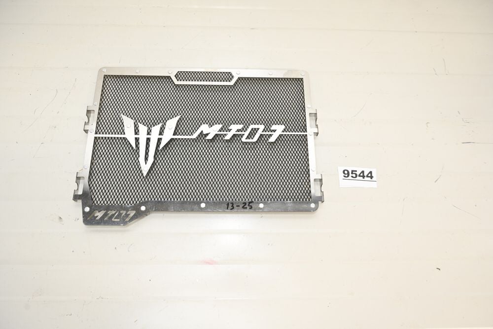 Yamaha MT07 13 - 25 Grila radiator
