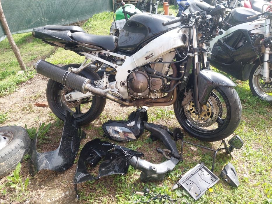Vand Piese Kawasaki Ninja  ZX9R   2000