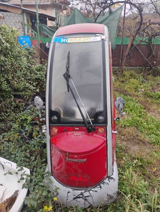 De vinzare triciclu patru roti