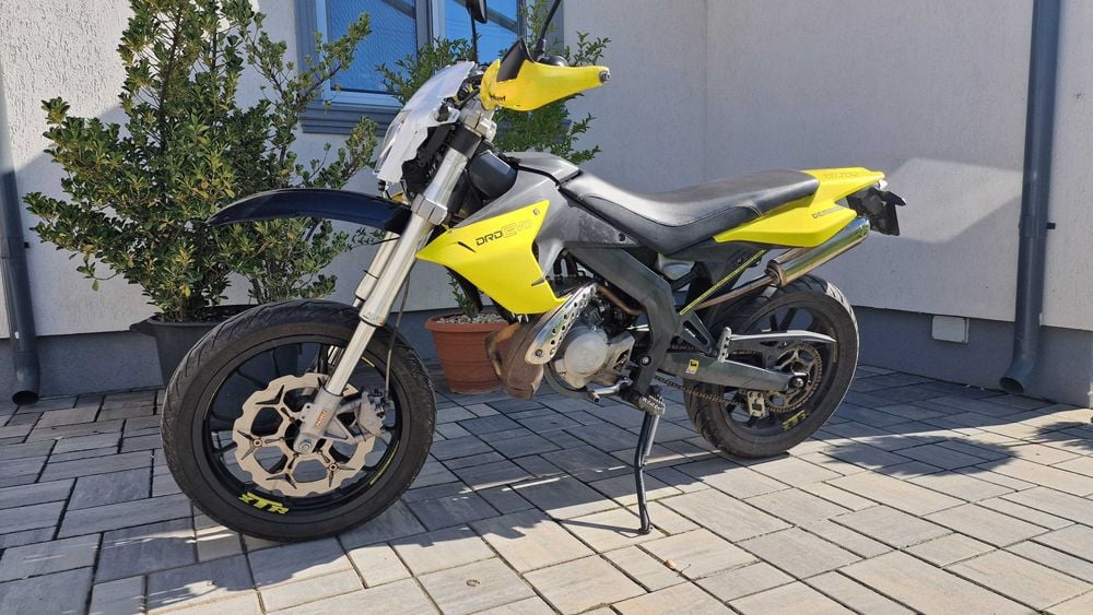 Derbi Senda DRD Extreme (editie speciala) 49cc, 6 trepte,cat. AM sau B