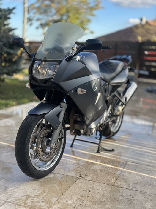 Vand sau schimb cu cross BMW F800 ST